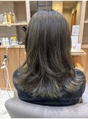 オリーブベージュ×ハイライト