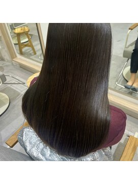 エムズキュラティフ(e'mZ Curatif) オリーブグレージュ×髪質改善