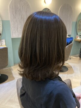 アンフィ 矢向(Anphi) 9-24 カーキ・外はねレイヤー