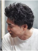 スパイキーショートメンズマッシュツイストパーマツーブロック