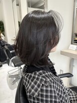 スティロ(stylo)&nbsp;レイヤーカットハイライトショートヘアイルミナカラーオージュア
