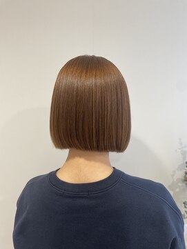 ヒルネ(hirune) コンパクトミニボブ