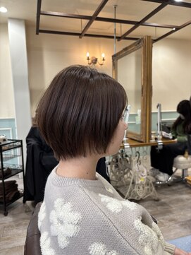 コンフィー(comfy) 『SHOKI』コンパクトショート 髪質改善 グレージュ◎