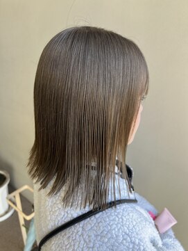 ラペルグリーン(Lapel green) グレージュ