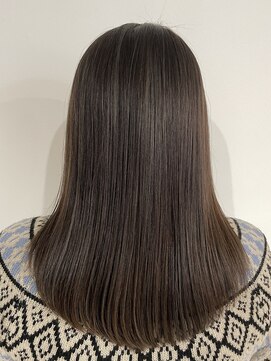 ハロ(Halo) 艶髪×ミディアム