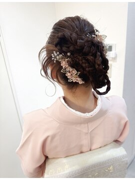 ヘアセットサロン プティ 神戸三宮(petit) カチモリ三つ編みアップ