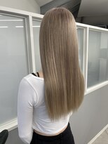 レノ(RENO)&nbsp;ブリーチハイトーンブロンドミルクティベージュ髪質改善