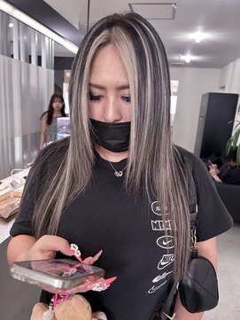 キング 心斎橋店(K!ng) ハイライトカラーミルクティーベージュレイヤーカット