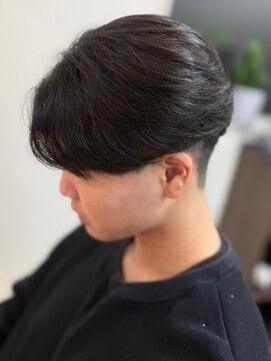 シーフ 千葉(Cyf) 千葉/サーフカール/スパイキーショート/曲がる縮毛矯正/齊藤大樹