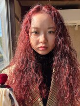 ドーター(daughter)&nbsp;外国人ウェーブとボルドーカラー