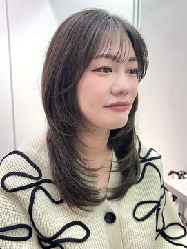 チェルシー 梅田(CHELSEA) ハッシュカット/オリーブグレージュ/大阪/神戸