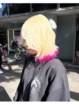 ベレーザ 渋谷(BELEZA) 18216インナールーツカラーセミロングレイヤーアンブレラカラー