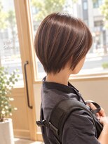 モック(moc)&nbsp;女性らしいフェミニンなショートスタイル