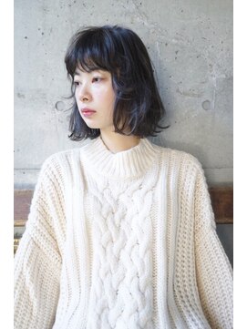 ファム(FAM) フラッフィーボブ