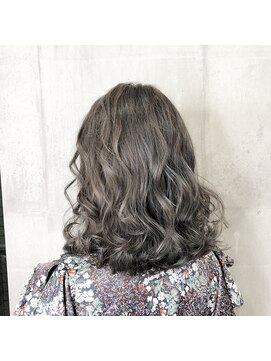 シュプバイトゥーミー(sup.by tomee) アイスブルー【担当　末吉】