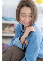 シアカラーでツヤ感キラリ★前下がりの小顔ナチュラルボブb