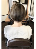 **アッシュベージュハイライト**