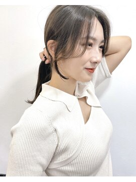 リコバイアフロート(riko by afloat) 韓国風ヘア/フェイスレイヤー/エギョモリ/大人フェミニン