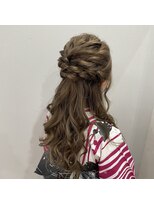 リベルテ(liberte)&nbsp;ゆるふわハーフアップ♪