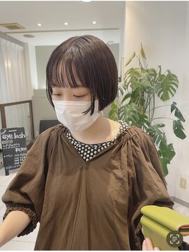 ユーリ(juli) ショートボブ