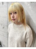 ブロンド顔まわり前下がりウルフレイヤー