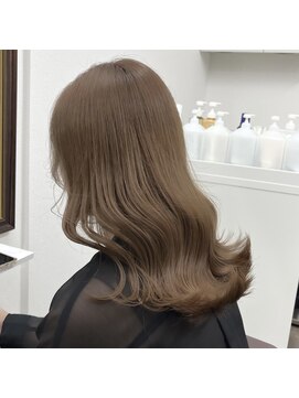 ロイ(Loy) ミルクティーベージュ