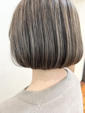 ネックス 表参道本店(nex) 【nex 表参道】白髪ぼかし ハイライト 大人のミニボブ 齋藤