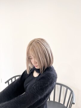 ヒュー(HUE) ダブルカラーはケアブリーチ一択です！