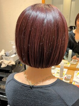 アドレバイハピネス(ADORE by happiness)の写真/ハイクオリティなカット技術で自宅でも簡単にスタイリングOK◎小顔魅せが叶う仕上がりで美フォルムに！