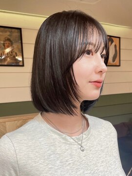 シビバイレボ(CIBI by revo) 韓国風大人レイヤーカット/ハッシュカット/くびれヘア/船橋駅