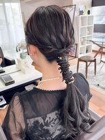 オウン(AUN)&nbsp;ローポニーアレンジ