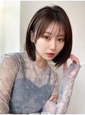 シースルーぱっつん前髪ミニウルフボブチェリーブラウン