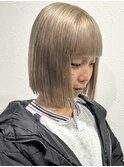 レイヤーカット/ミルクティーグレージュ/ダブルカラー/ショート