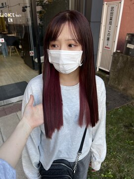 ピンクブラウン×ピンクカラー