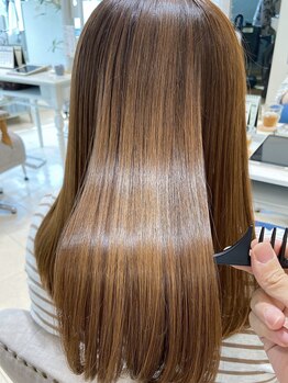 アルブル エト シミー(Arbre et chimie)の写真/常識を覆す*縮毛矯正,白髪染め後も手触りUP◎[東村山駅/髪質改善/白髪ぼかし/ヘッドスパ/レイヤーカット]