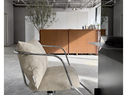 ロニ(LONI)の写真