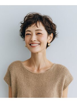 ハーツ(Hearts) 柔らかカールの大人可愛いショート