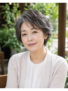 ヘアレスキュー クルアルガ 【潤い変身!艶髪へ導く水分補給パーマ&カット】