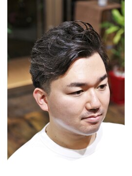 ファイブスター(Five Star) ツーブロック×7：3アップバング