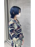 ウルフカットandブルーカラー