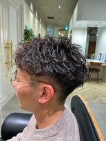 インアンドヤング(in&yang)&nbsp;かきあげバング/スーツ短髪ツーブロック束感モテる黒髪ショート