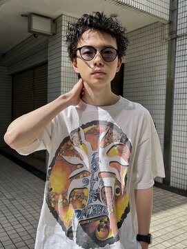 ヒュージ 三軒茶屋(huge) アップバング/束感ショート/ツーブロックマッシュ/コンマヘア