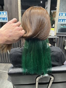 アローズ 荒尾店(arose) インナーカラー グリーン系カラー