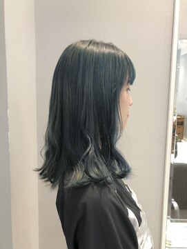 ネオリーブギンザ 銀座店(Neolive GINZA) ブリーチ必須 ダブルカラー ブルー 推しカラー 銀座