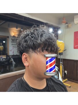 バーバー アミティ プール オム(BAR BER amity POUR HOMME) ツイストスパイラルパーマ