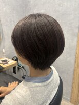 エレノア 越谷(Eleanor)&nbsp;ふんわりショートボブ/白髪ぼかし【RIE】
