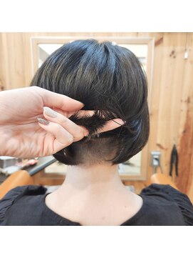 エルムトウキョウ(ELM Tokyo) ３０ｃｍカットでイメチェン☆襟足刈り上げボブ☆