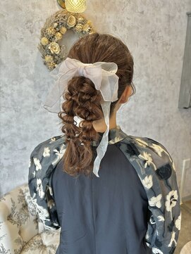 ディーヴァヘアーエズ(DIVA hair Eze) 【natsuki】編みおろしツインポニー