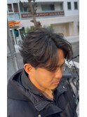 曲がる縮毛矯正+フェザーショート