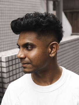 プロショップウェーブ セカンド(PRO SHOP WAVE II) スペインカール/プードルパーマ/メンズパーマ/ニュアンスパーマ